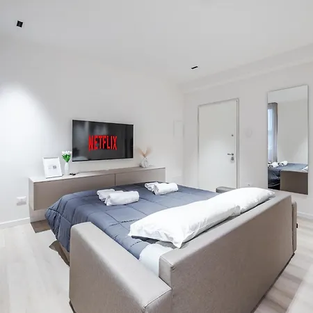 Vittoria Luxury E Design In Duomo Apartmán *